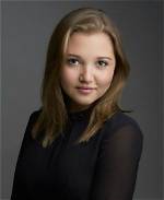 Mia Mckenna Bruce – Biography, Facts & Life Story