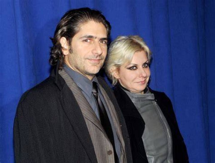 Michael Imperioli With His Wife At The Glaad Media Awards Nyc 4162001
