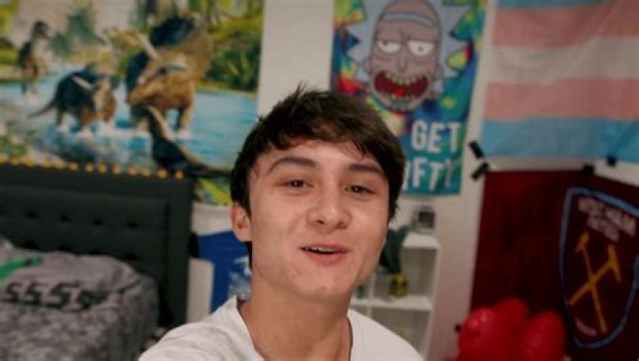 Michael Reeves Net Worth, Age, Twitch Earnings 2023 Streamerfacts