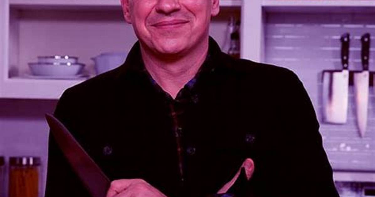 Michael Symon Net Worth – How Much Is Symon Worth?