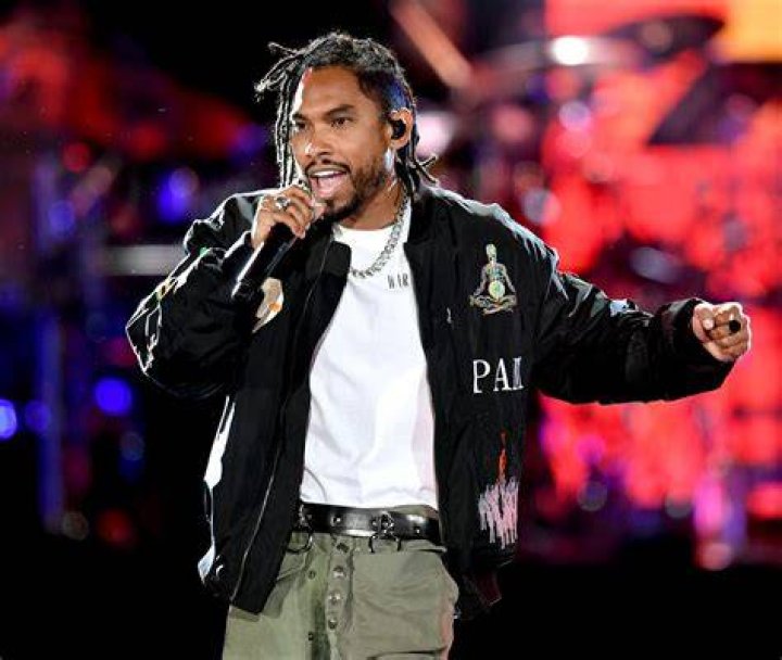 Miguel 'Never, ever conform' in pictures Miguel singer, Hip hop