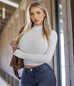 Mikayla Demaiter Bio, Net Worth, Age, Height, Boyfriend, Wiki