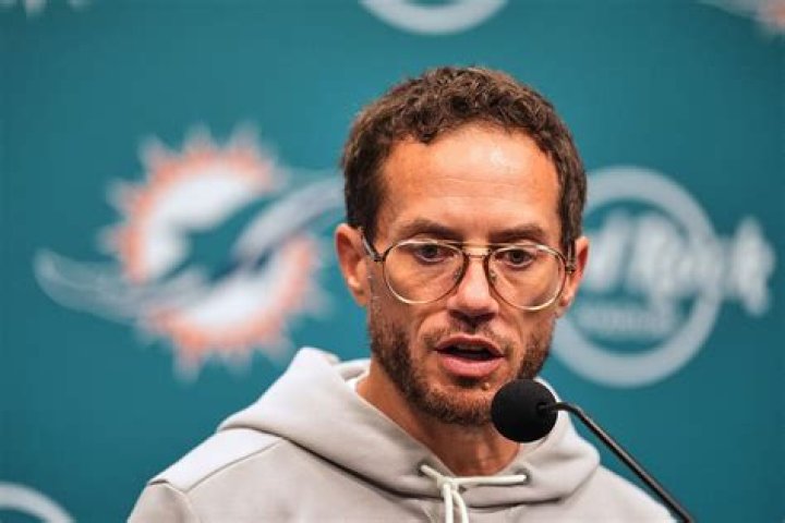 Mike McDaniel set to Miami Dolphins head coach