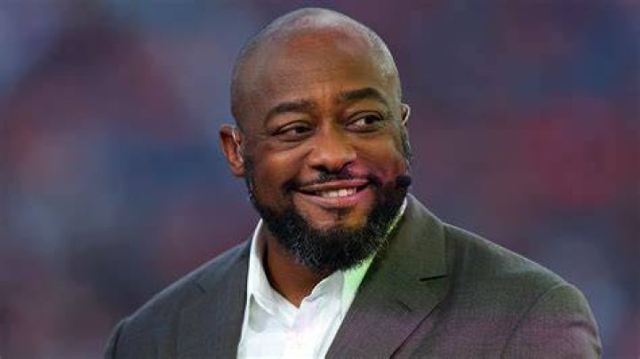 Mike Tomlin's Wife How Old Is Kiya Winston? Age And Married Life Facts