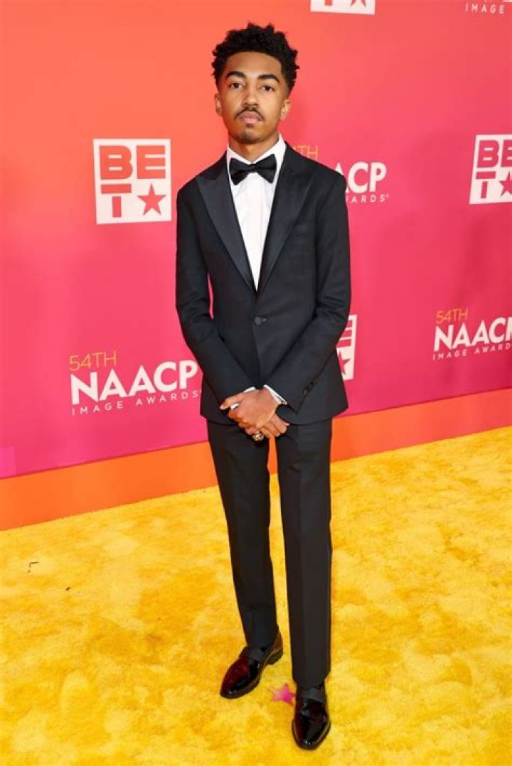 Miles Brown Height, Age, Net Worth, Parents, Girlfriend, Bio