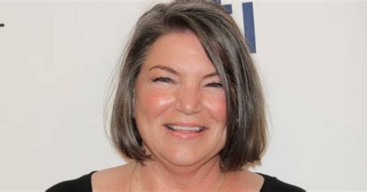 Mindy Cohn Net Worth – How Much Is Cohn Worth?