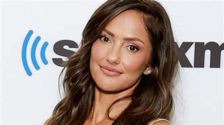 Minka Kelly Details Tension on &lsquo;Friday Night Lights&rsquo; Set, Childhood