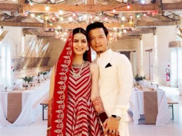 Moji Basar Wife, Madiha Imam Wedding, Age, Biography, Wiki, Career, Net Worth, Photos, Movies & Facts