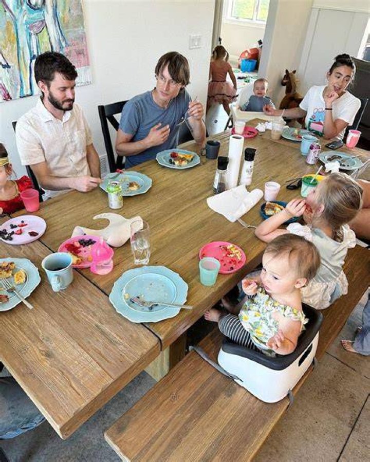 Molly Yeh Family Husband, Kids, Siblings, Parents BHW