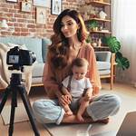 Mom Influencer Blasted for Holding up Drive-Thru to Let Kid Order from Back Seat