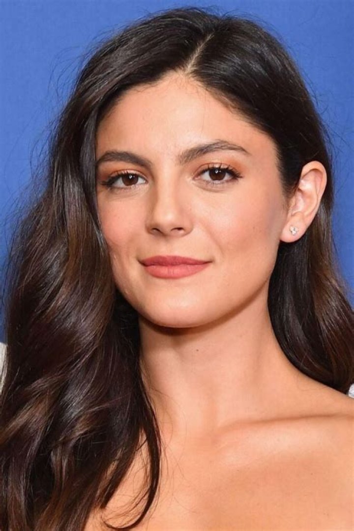 Monica Barbaro [3280 x 4928] HighResCelebs
