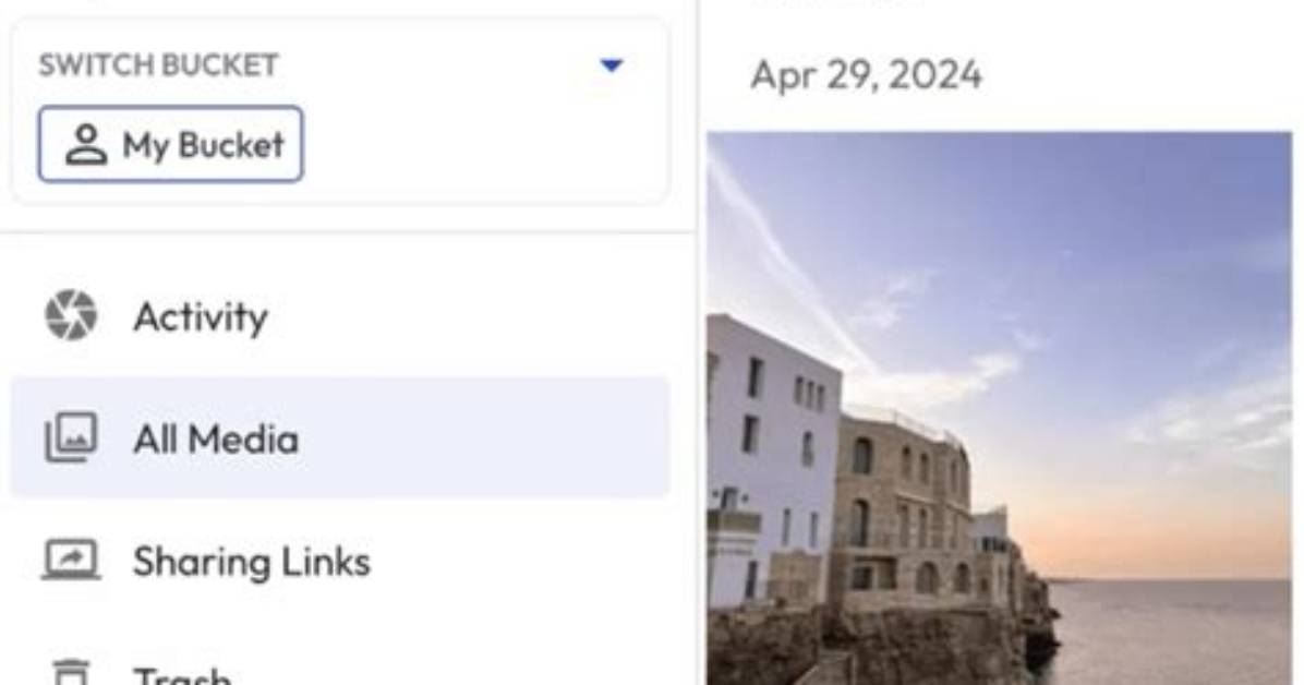 Myspace to Buy Photobucket