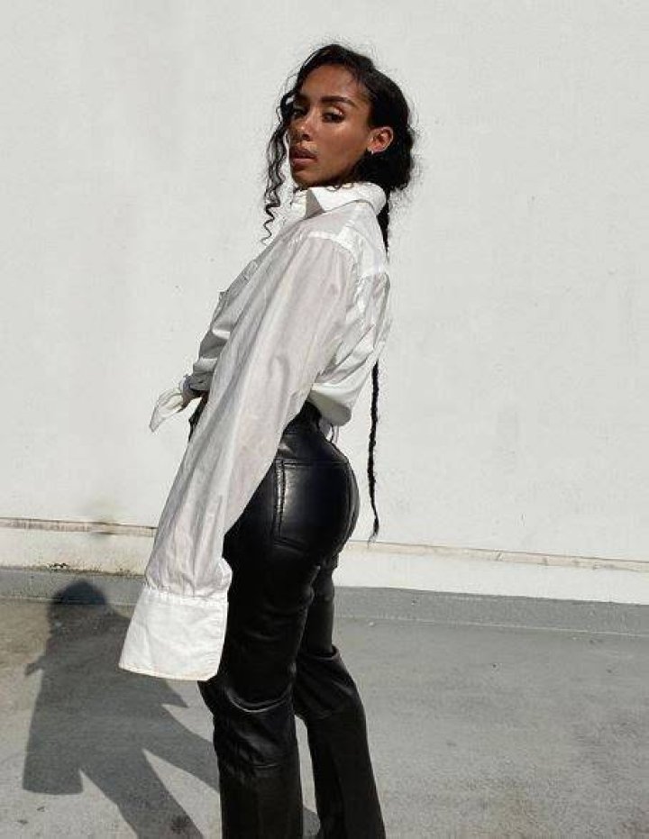 Naomi Sharon Wiki Age, Boyfriend, Net worth, Biography, Family & More