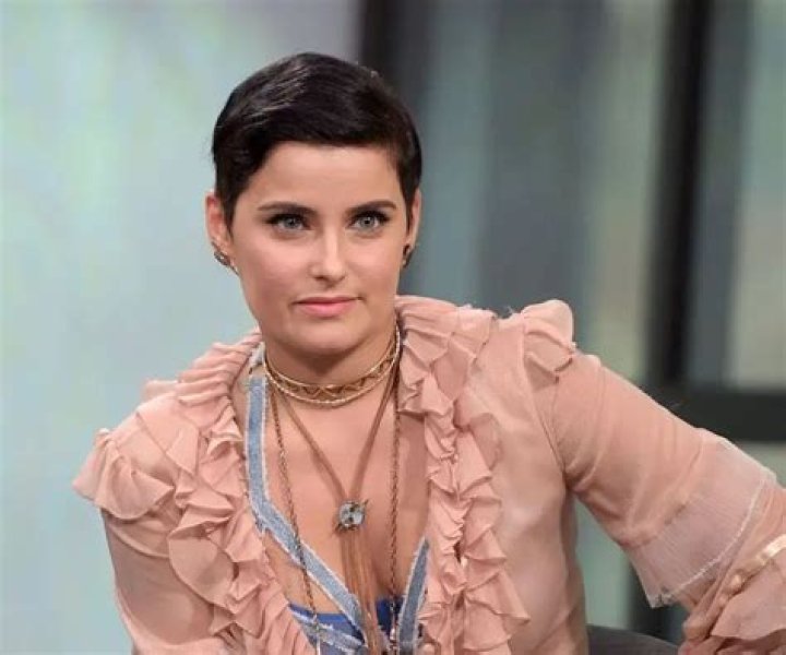 Nelly Furtado Net Worth 2024 Songs, Age, BF, Height and Kids