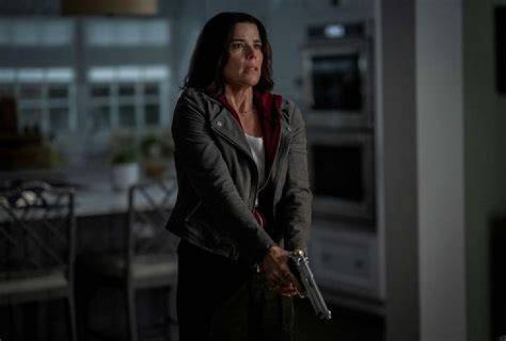 Neve Campbell&rsquo;s &lsquo;Scream&rsquo; Costars on Her Decision Not to Return Complex