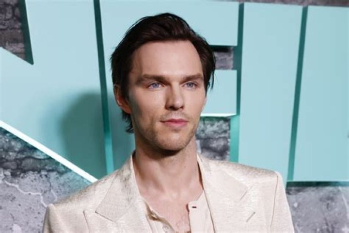 Nicholas Hoult Recalls Audition For 90210 Screen Rant