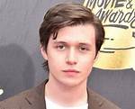 Nick Robinson Bio, Wiki, Age, Girlfriend, a Teacher, Jurassic World, and Net Worth