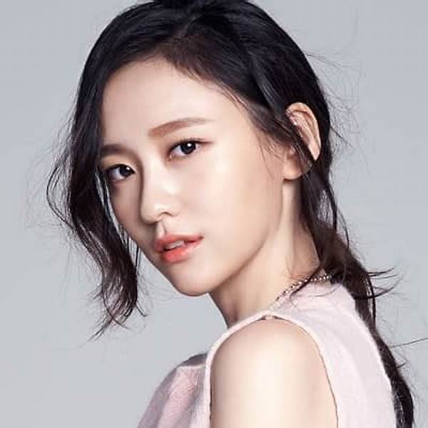 Park Ji-Hyun | Bio, Age, Net Worth, Relationship, Career