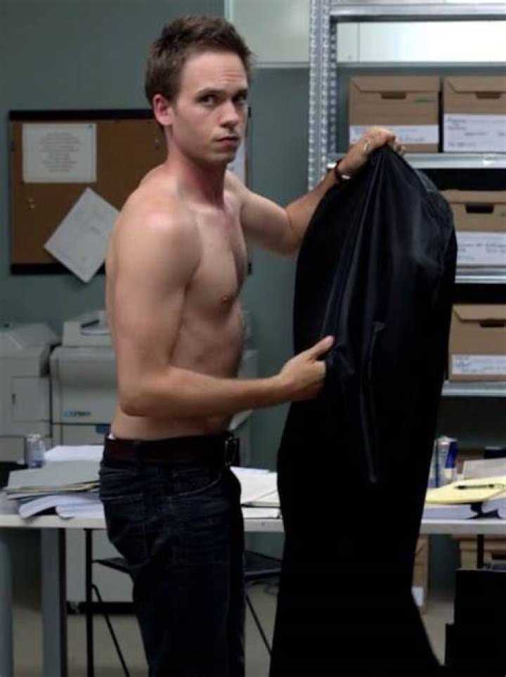 Patrick J. Adams Weight Height Ethnicity Hair Color Eye Color
