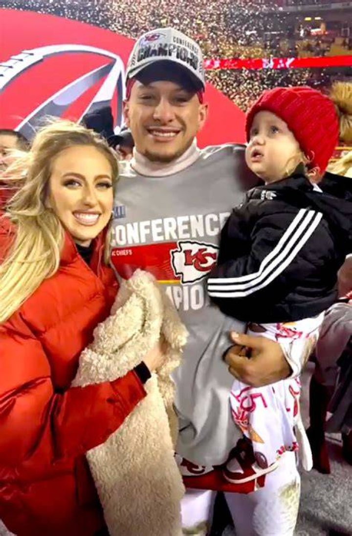 Patrick Mahomes Greets Daughter After AFC Championship Game Photos