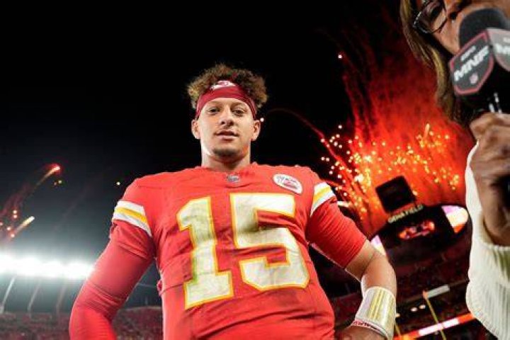Patrick Mahomes' Wife's Shoes Spark Confusion in New Pic—'Ankle