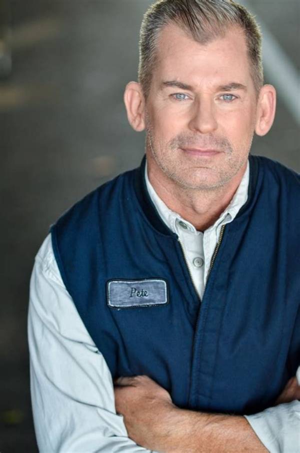 Peter Murnik Net Worth