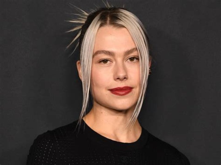 Phoebe Bridgers Ethnicity, Her Identity And Career