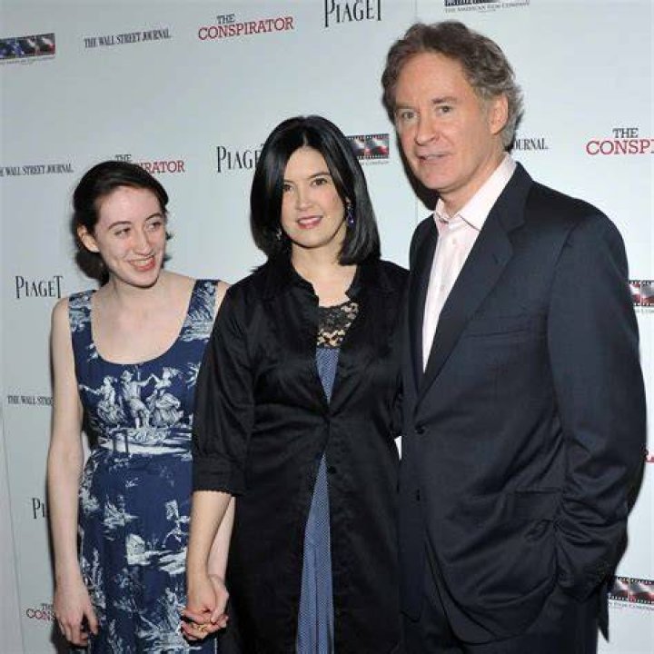 Phoebe Cates Today This is Why You Never Hear from Phoebe Cates Anymore!