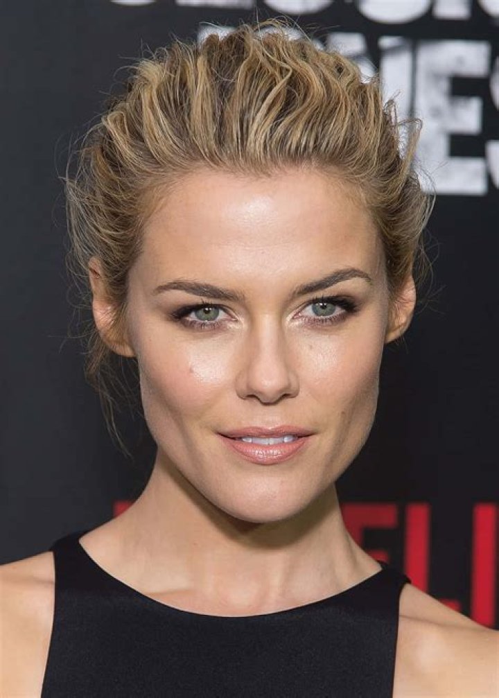 Picture of Rachael Taylor