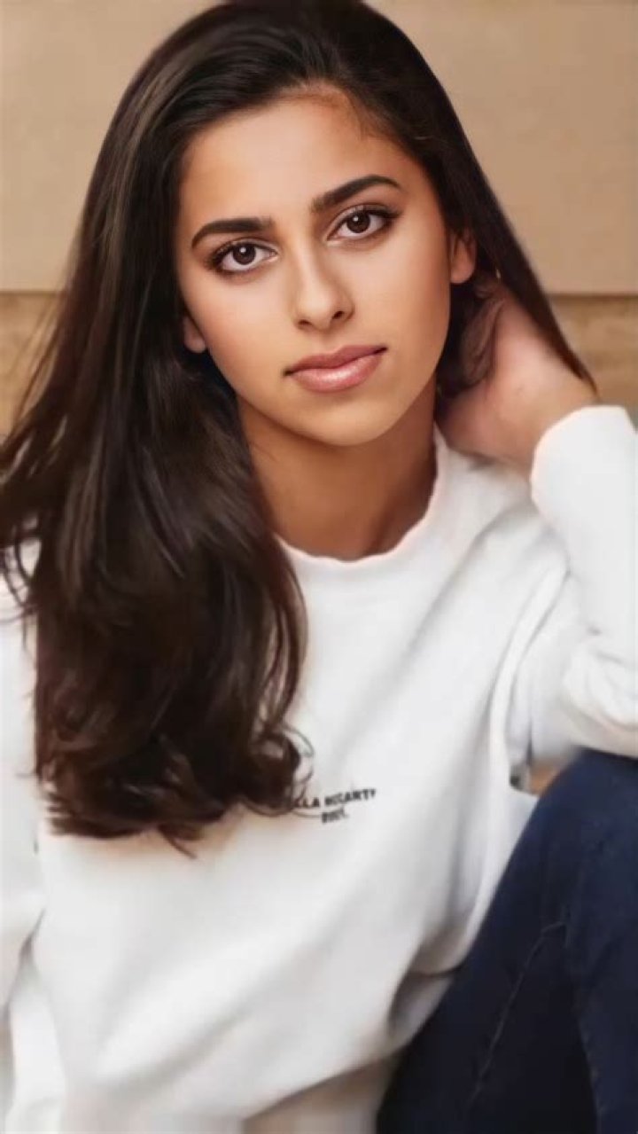 Pin by Al on Karan Brar Karan brar, Face the music, Jessie cast