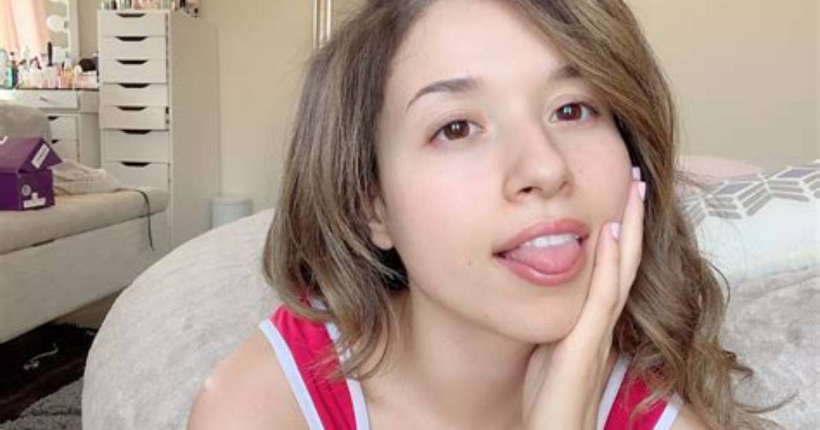 Pokimane Does Makeup According to What Shows up on Camera