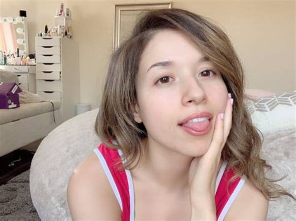 Pokimane Does Makeup According to What Shows up on Camera