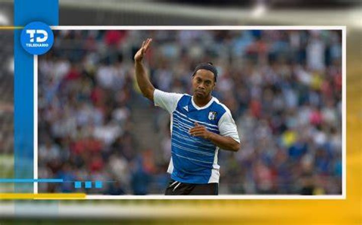 Por qu&eacute; se fue Ronaldinho del Barcelona Chile