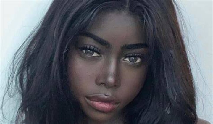 Post 158 &mdash; Amira West Onlyfans (amirawest_onlyfans)