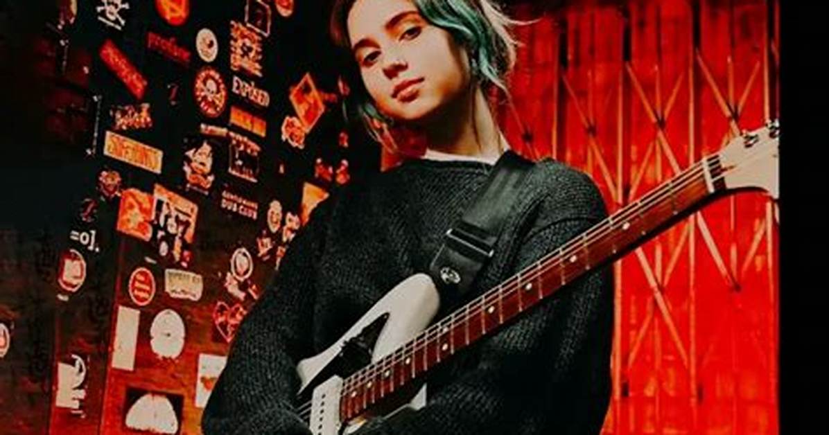 Quarantine Brought Clairo Close to Her Parents and Her Real Ambitions in Life