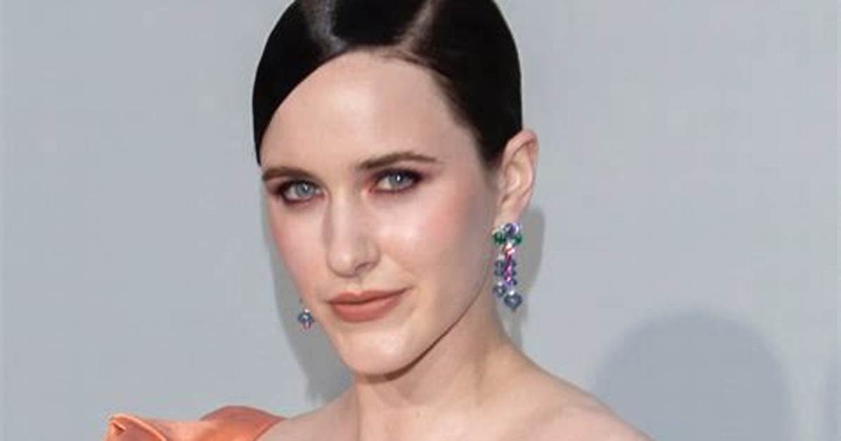 Rachel Brosnahan Plastic Surgery with Her Before and After Photos