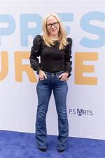 Rachel Harris Net Worth – How Much Is Rachel Harris Worth?