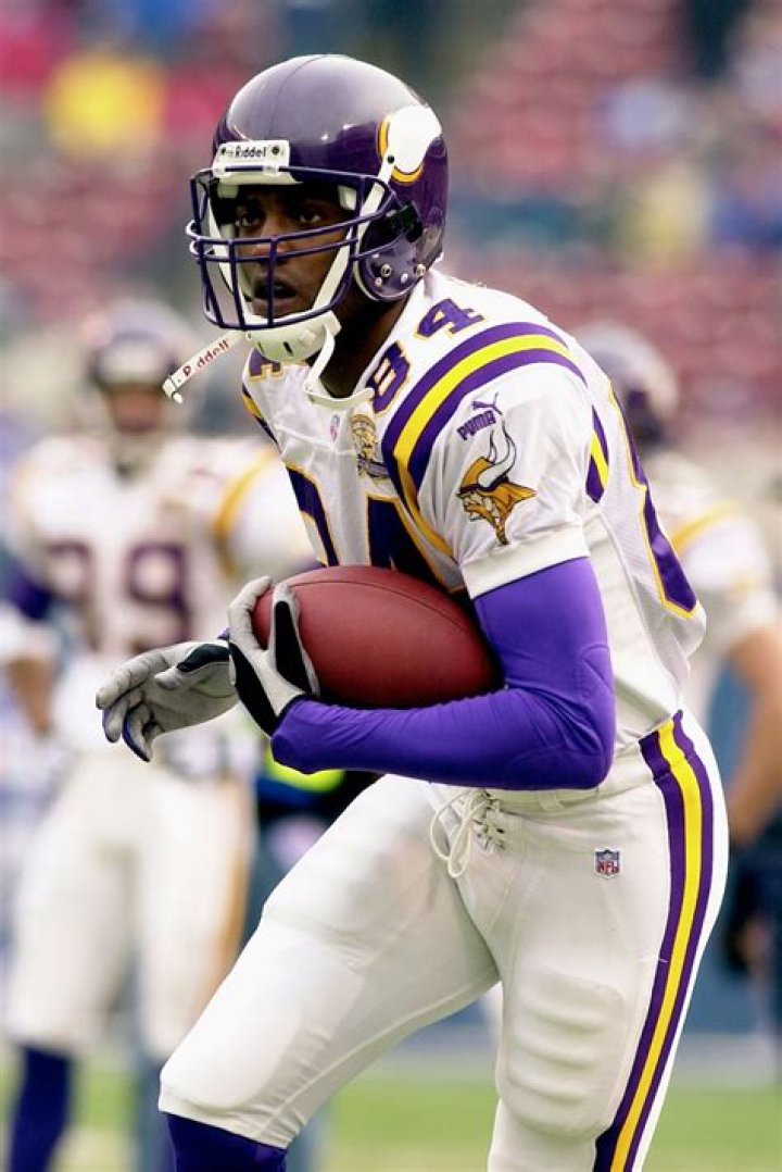 Randy Moss' Wife Keeps a Low Profile Compared to His ExGirlfriend