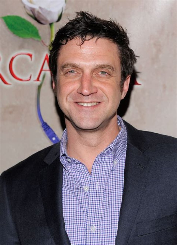 Ra&uacute;l Esparza