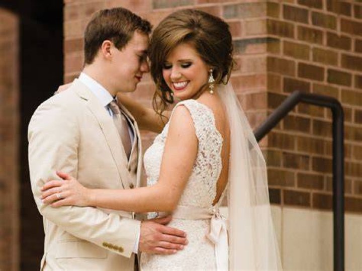 Real Little Rock Wedding Lauren Compton & Patrick Hum III of Conway
