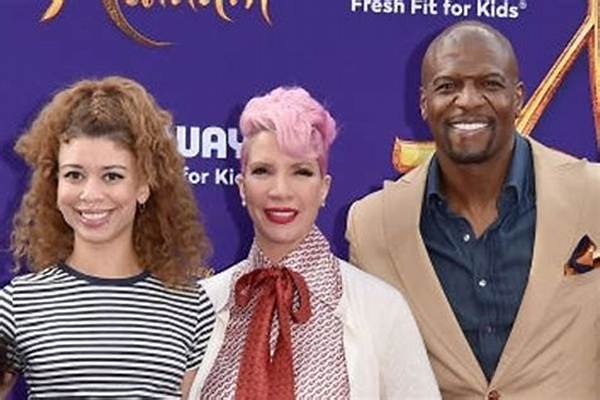 Rebecca King-Crews’ Daughter Naomi Burton-Crews, Also Has a Child