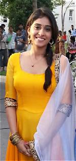 Regina Cassandra – Biography, Facts & Life Story