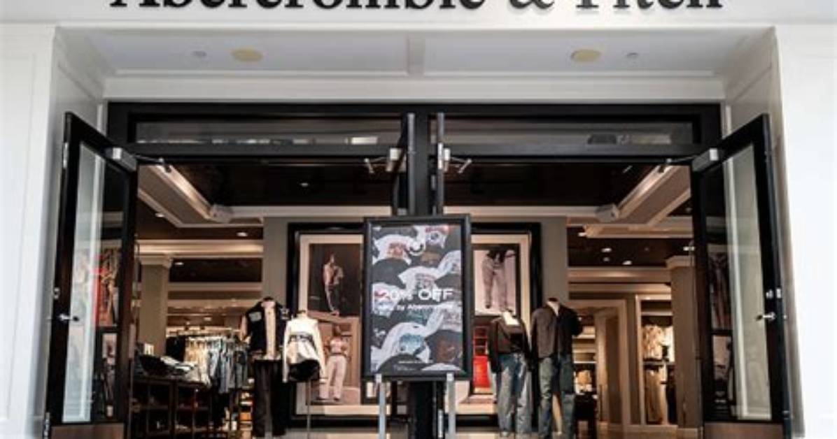 Remember Abercrombie & Fitch? Here's What's Happening with the Brand Now