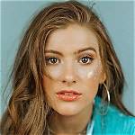 Riley Clemmons Net Worth