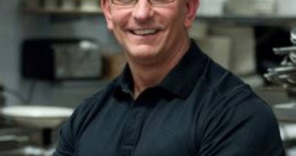 Robert Irvine Chef, Bio, Wiki, Age, Height, Wife, Daughters, Recipes, Restaurants, and Net Worth