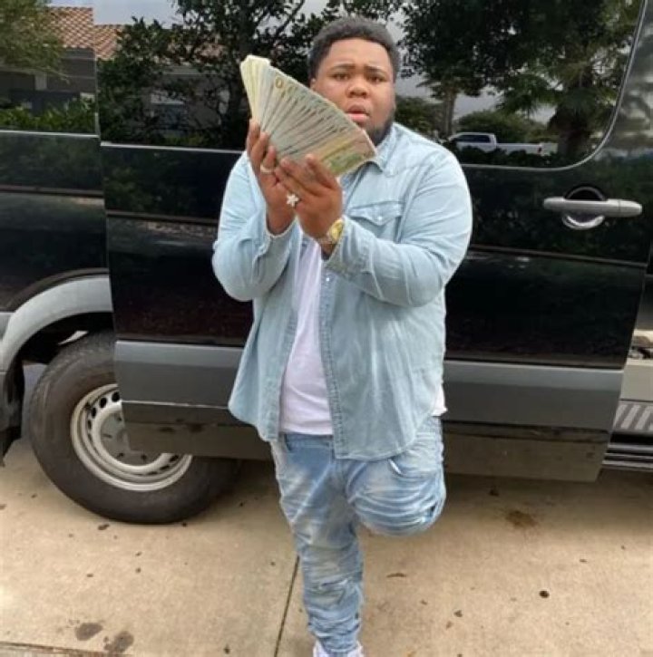 Rod Wave Bio, Early Life, Career, Relationship, Net Worth, Body