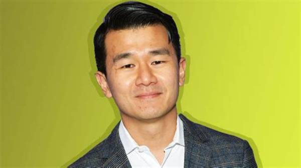 Ronny Chieng Wants to "Destroy America" in His Stand-up Comedy Special with Netflix