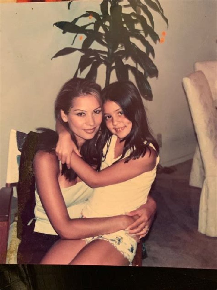 Rose Mendez Everything about Alexa Demie's Mother Happy LifeStyle Trends