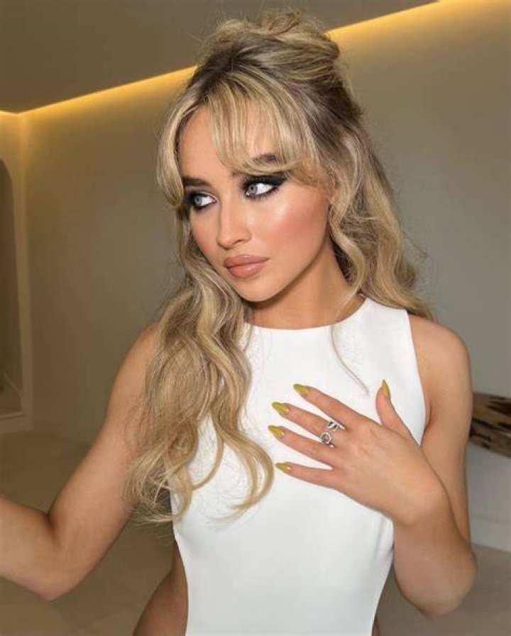 SABRINA CARPENTER Instagram Photos 05/30/2023 HawtCelebs