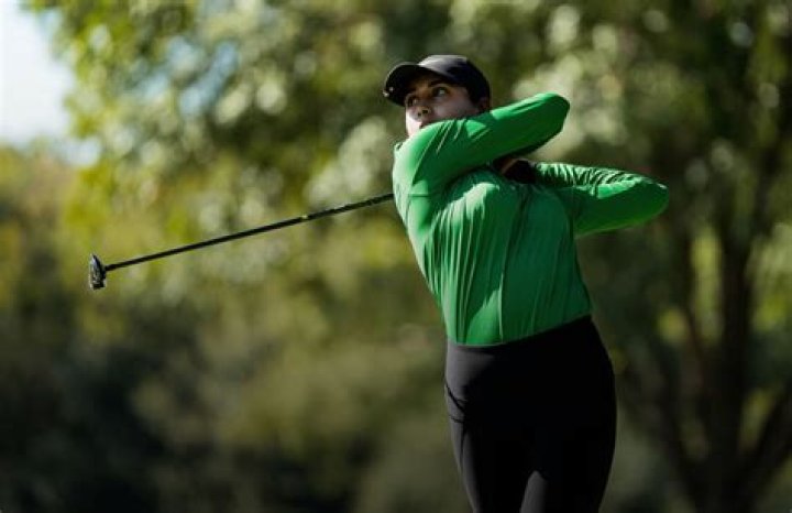Saylor Hawkins Making an Impact Beyond The Green &mdash; UNT Athletics